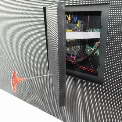Module LED de service avant classé IP65 avec une consommation d'énergie maximale de 600 W/m2 et une durée de vie de 100000 heures